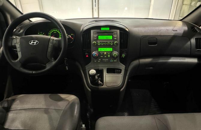 Hyundai Grand Starex I с пробегом 2010 года, цена 933 000 рублей, 251235 км, минивэн, Автокод Объявления