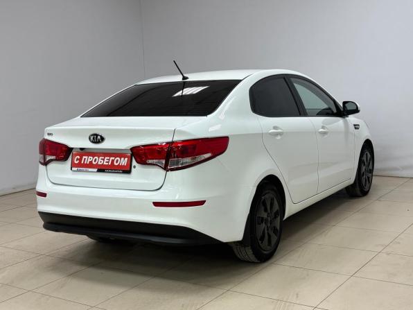 Kia Rio III Рестайлинг с пробегом 2016 года, цена 890 000 рублей, 151230 км, седан, Автокод Объявления