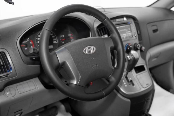 Hyundai Grand Starex I с пробегом 2011 года, цена 1 349 000 рублей, 155000 км, минивэн, Автокод Объявления