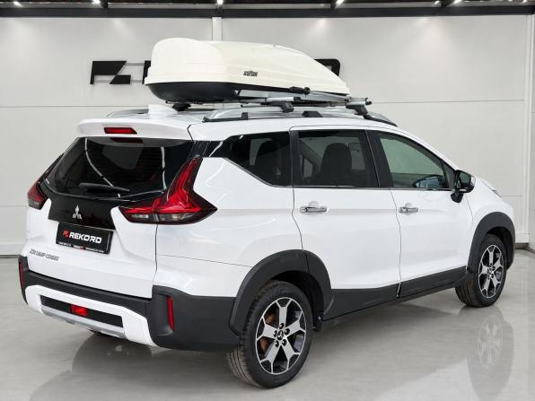 Mitsubishi Xpander I с пробегом 2022 года, цена 2 079 000 рублей, 89510 км, внедорожник, Автокод Объявления