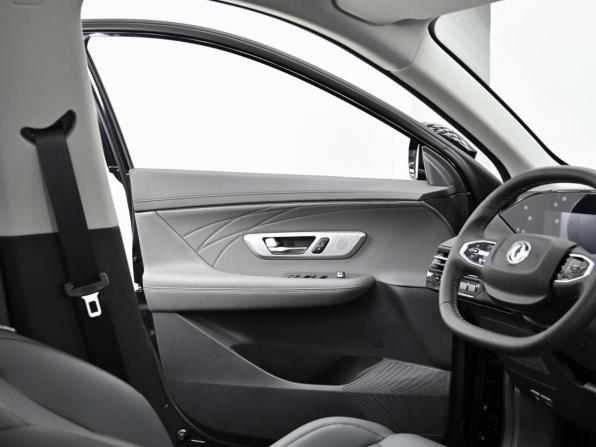 Dongfeng Huge с пробегом 2025 года, цена 2 749 000 рублей, 17 км, внедорожник, Автокод Объявления