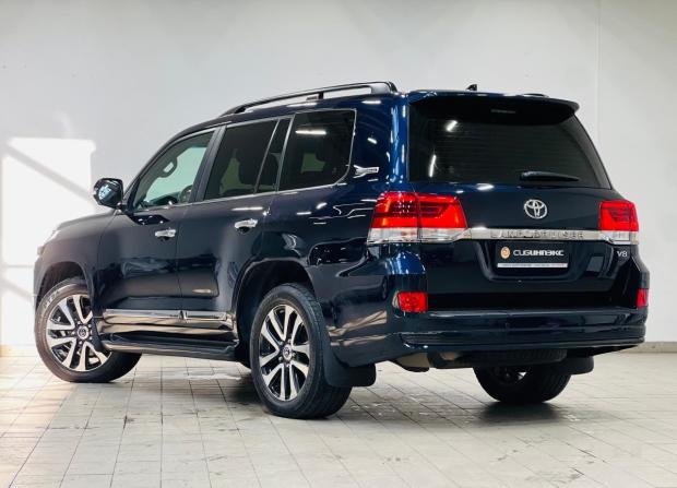 Toyota Land Cruiser 200 Series Рестайлинг 2 с пробегом 2019 года, цена 10 700 000 рублей, 33598 км, внедорожник, Автокод Объявления