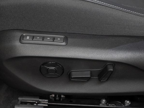 Volkswagen Passat (North America and China) Pro I с пробегом 2026 года, цена 4 100 000 рублей, 50 км, седан, Автокод Объявления