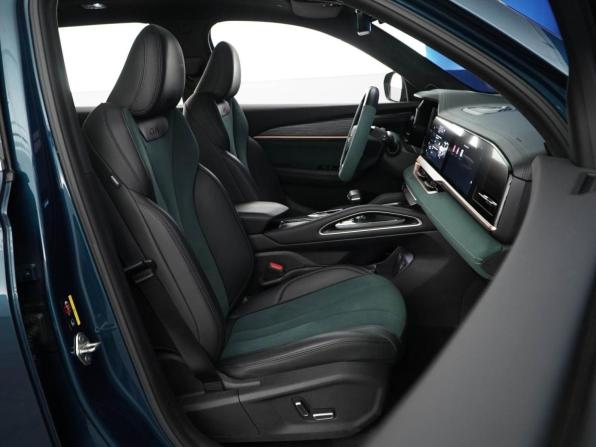 Geely Monjaro I с пробегом 2024 года, цена 3 449 050 рублей, 28470 км, внедорожник, Автокод Объявления
