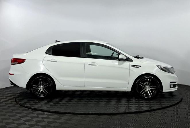 Kia Rio IV с пробегом 2017 года, цена 1 300 000 рублей, 88363 км, седан, Автокод Объявления