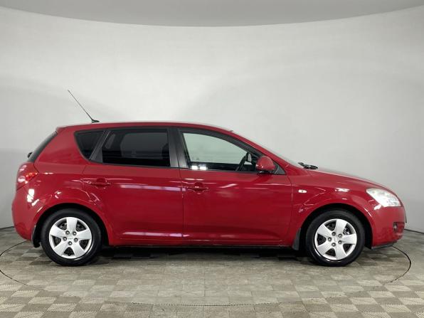 Kia Ceed I с пробегом 2007 года, цена 680 000 рублей, 262206 км, хэтчбек, Автокод Объявления