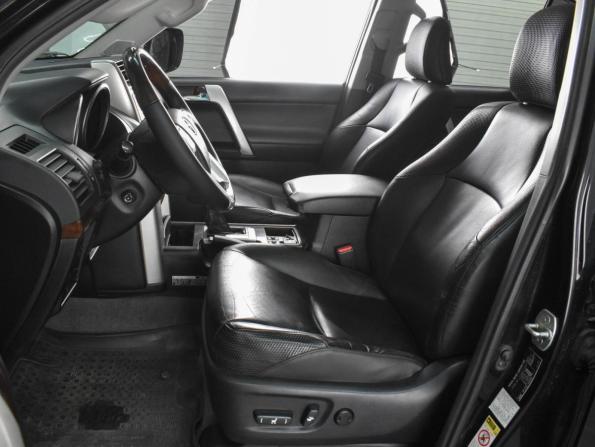 Toyota Land Cruiser Prado 150 Series с пробегом 2010 года, цена 2 784 000 рублей, 246539 км, внедорожник, Автокод Объявления