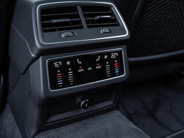 Audi A6 V (C8) с пробегом 2019 года, цена 4 550 000 рублей, 113751 км, седан, Автокод Объявления