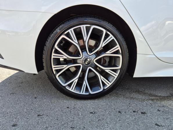 Kia Stinger I с пробегом 2018 года, цена 2 480 000 рублей, 177566 км, лифтбек, Автокод Объявления