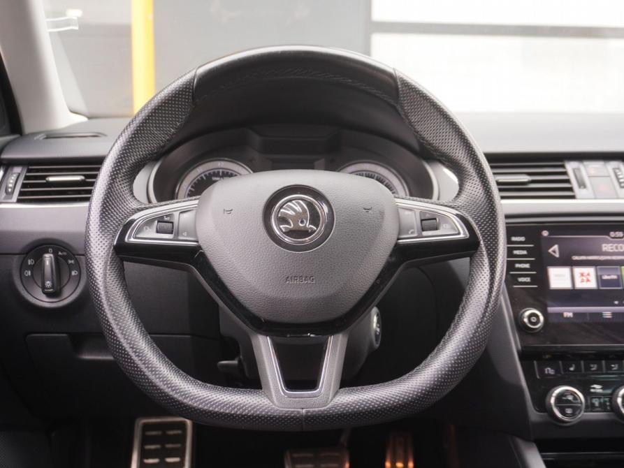 Skoda Octavia III (A7) Рестайлинг Москва  - изображение 17