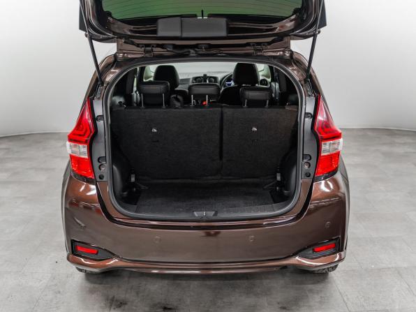 Nissan Note II Рестайлинг с пробегом 2016 года, цена 900 000 рублей, 161189 км, хэтчбек, Автокод Объявления