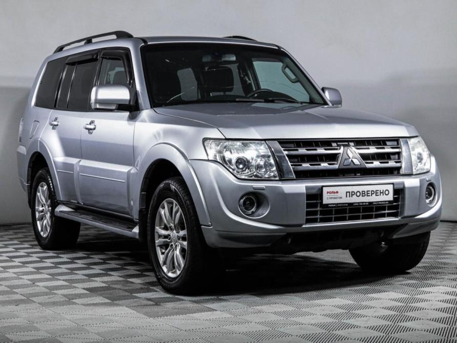 Mitsubishi Pajero IV Рестайлинг 1 Москва  - изображение 3