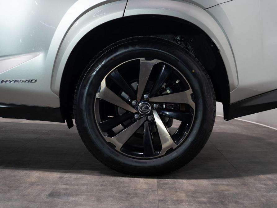 Lexus NX I Рестайлинг Чита  - изображение 19