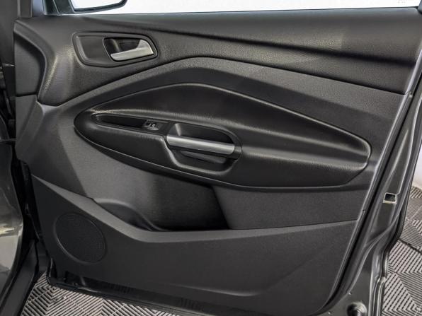 Ford Kuga II Рестайлинг с пробегом 2018 года, цена 1 795 000 рублей, 96115 км, внедорожник, Автокод Объявления
