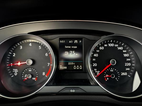 Volkswagen Passat B8 Рестайлинг с пробегом 2021 года, цена 2 599 000 рублей, 90268 км, седан, Автокод Объявления