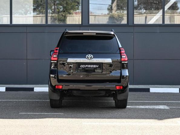 Toyota Land Cruiser Prado 150 Series Рестайлинг 2 с пробегом 2018 года, цена 6 679 000 рублей, 189791 км, внедорожник, Автокод Объявления