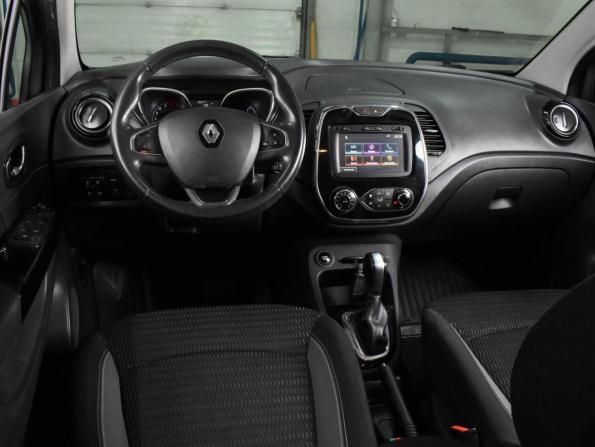 Renault Kaptur I с пробегом 2017 года, цена 1 244 000 рублей, 125277 км, внедорожник, Автокод Объявления