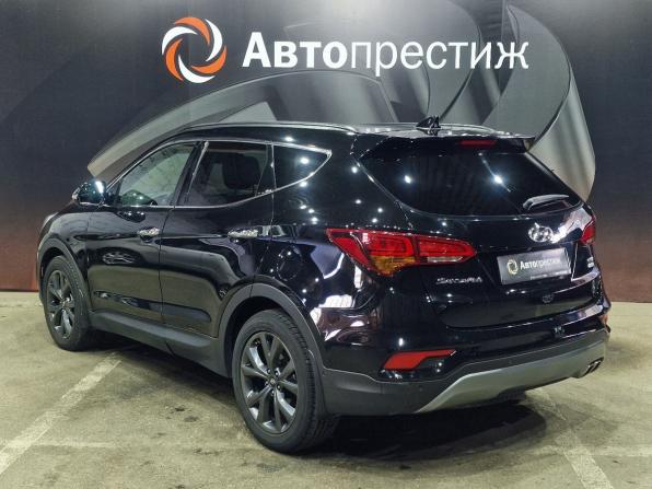Hyundai Santa Fe III Рестайлинг с пробегом 2018 года, цена 2 100 000 рублей, 174060 км, внедорожник, Автокод Объявления