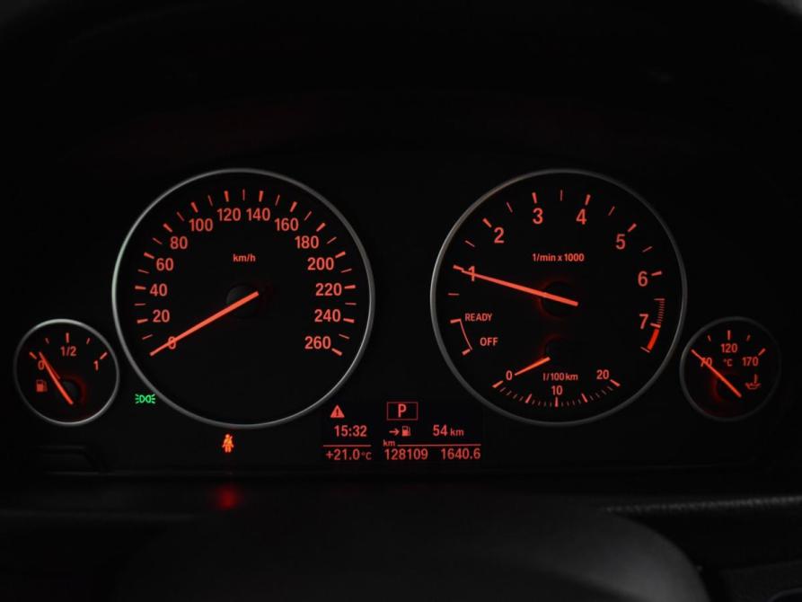 BMW 3 серии VI (F3x) Рестайлинг Санкт-Петербург  - изображение 24