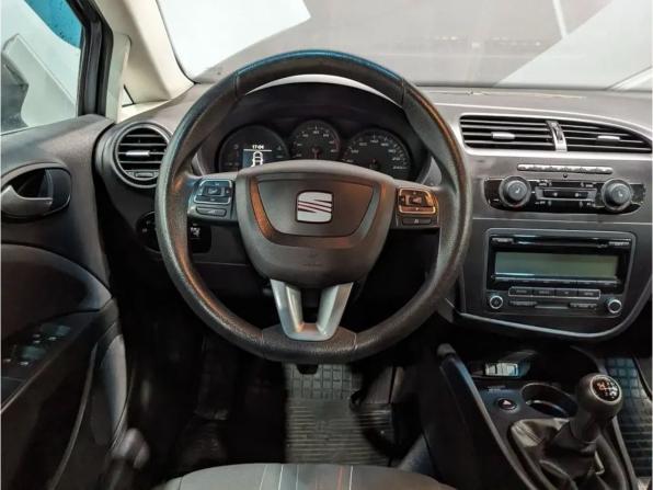 SEAT Leon II Рестайлинг с пробегом 2012 года, цена 565 000 рублей, 202153 км, хэтчбек, Автокод Объявления