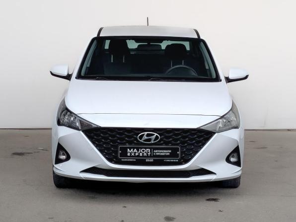 Hyundai Solaris II Рестайлинг с пробегом 2022 года, цена 1 550 000 рублей, 52313 км, седан, Автокод Объявления