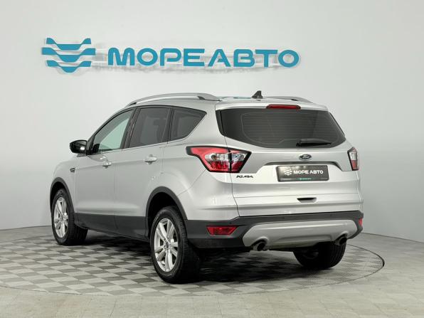 Ford Kuga II Рестайлинг с пробегом 2018 года, цена 1 850 000 рублей, 154572 км, внедорожник, Автокод Объявления