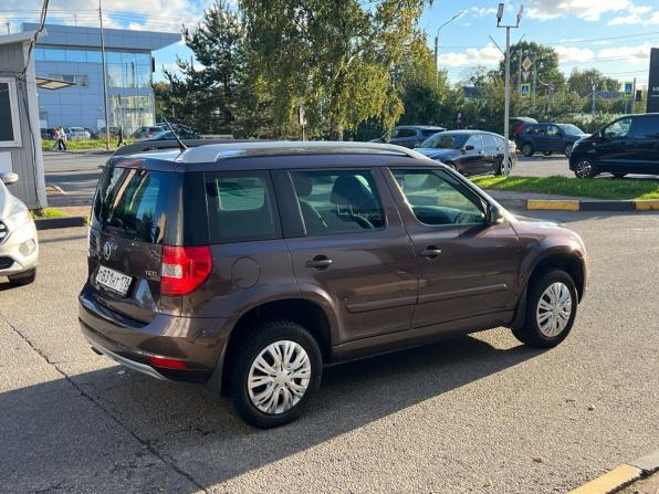 Skoda Yeti I Рестайлинг с пробегом 2015 года, цена 980 000 рублей, 160000 км, внедорожник, Автокод Объявления