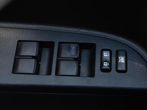 Toyota Highlander II (XU40) Рестайлинг с пробегом 2011 года, цена 2 199 000 рублей, 246865 км, внедорожник, Автокод Объявления