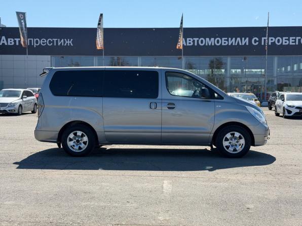 Hyundai Grand Starex I с пробегом 2011 года, цена 959 000 рублей, 194356 км, минивэн, Автокод Объявления