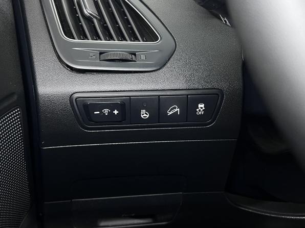 Hyundai ix35 I Рестайлинг с пробегом 2015 года, цена 1 450 000 рублей, 170650 км, внедорожник, Автокод Объявления