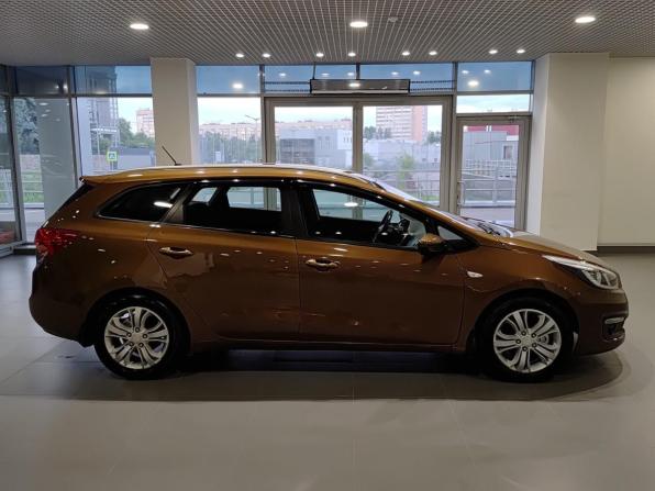 Kia Ceed II Рестайлинг с пробегом 2016 года, цена 850 000 рублей, 173683 км, универсал, Автокод Объявления