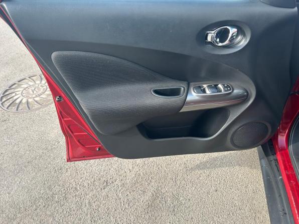 Nissan Juke I с пробегом 2012 года, цена 750 000 рублей, 143463 км, внедорожник, Автокод Объявления