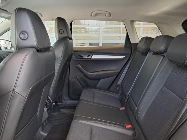 Skoda Karoq I с пробегом 2021 года, цена 2 596 000 рублей, 61111 км, внедорожник, Автокод Объявления