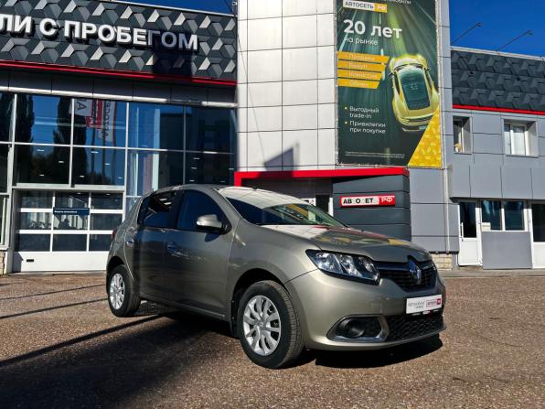Renault Sandero II Рестайлинг с пробегом 2018 года, цена 1 071 000 рублей, 73133 км, хэтчбек, Автокод Объявления