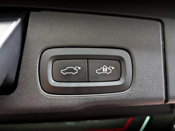 Volvo XC60 II с пробегом 2020 года, цена 3 700 000 рублей, 106476 км, внедорожник, Автокод Объявления