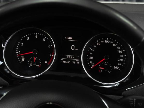 Volkswagen Jetta VI Рестайлинг с пробегом 2017 года, цена 1 349 000 рублей, 136532 км, седан, Автокод Объявления