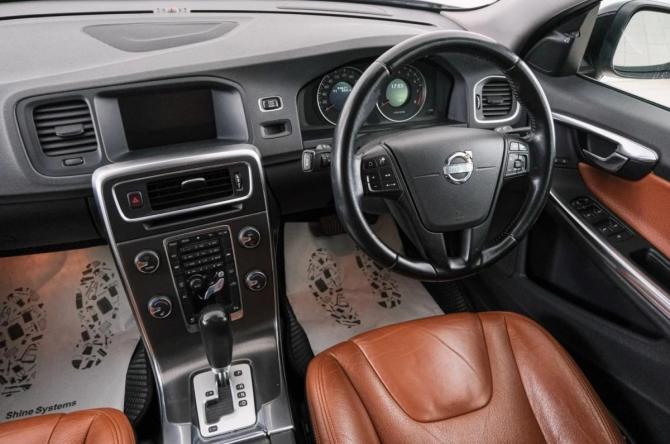 Volvo V60 I с пробегом 2012 года, цена 1 149 000 рублей, 94000 км, универсал, Автокод Объявления