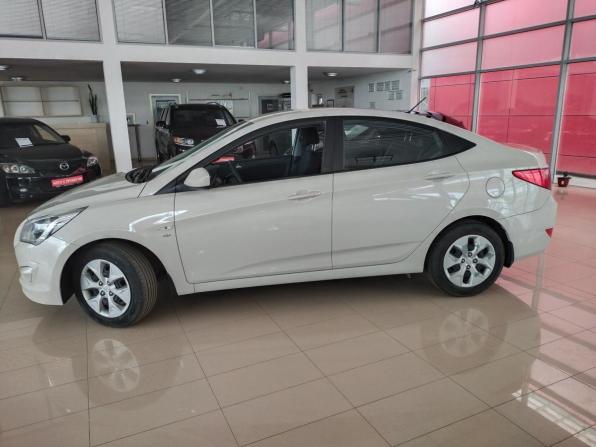 Hyundai Solaris I Рестайлинг с пробегом 2015 года, цена 744 000 рублей, 171181 км, седан, Автокод Объявления