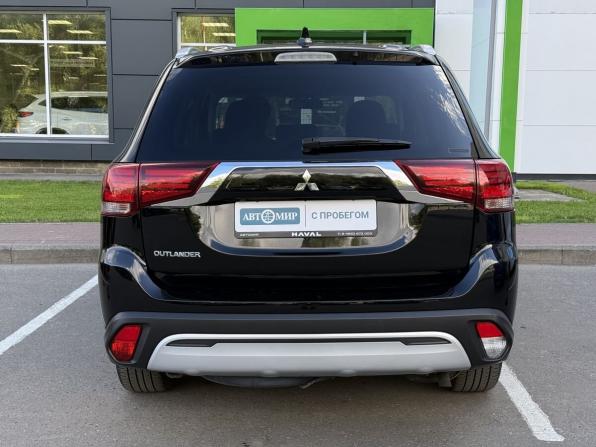 Mitsubishi Outlander III Рестайлинг 3 с пробегом 2020 года, цена 2 685 000 рублей, 25618 км, внедорожник, Автокод Объявления