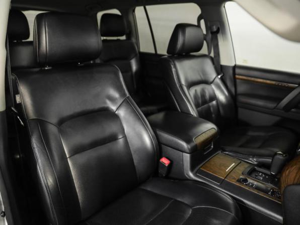 Toyota Land Cruiser 200 Series Рестайлинг 1 с пробегом 2014 года, цена 2 749 000 рублей, 579639 км, внедорожник, Автокод Объявления