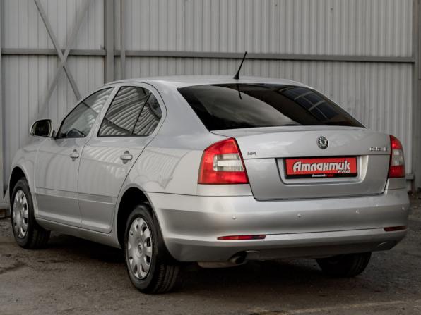 Skoda Octavia II (A5) Рестайлинг с пробегом 2011 года, цена 790 000 рублей, 172649 км, лифтбек, Автокод Объявления
