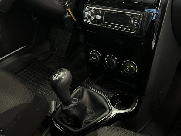 Lada (ВАЗ) Priora I Рестайлинг с пробегом 2015 года, цена 690 000 рублей, 179535 км, хэтчбек, Автокод Объявления