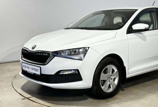 Skoda Rapid II с пробегом 2020 года, цена 1 500 000 рублей, 128192 км, лифтбек, Автокод Объявления