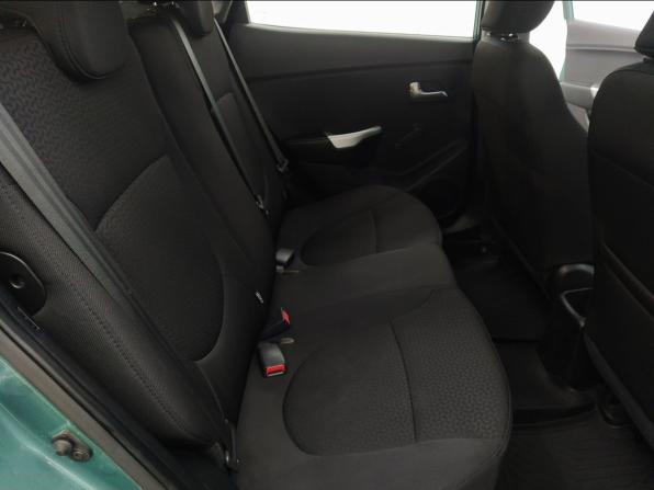 Kia Rio III с пробегом 2013 года, цена 896 000 рублей, 72842 км, хэтчбек, Автокод Объявления