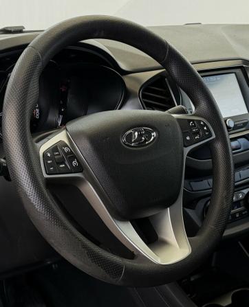 Lada (ВАЗ) Vesta I с пробегом 2019 года, цена 1 059 000 рублей, 139407 км, седан, Автокод Объявления