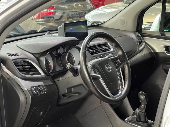 Opel Mokka I с пробегом 2014 года, цена 1 070 000 рублей, 115120 км, внедорожник, Автокод Объявления