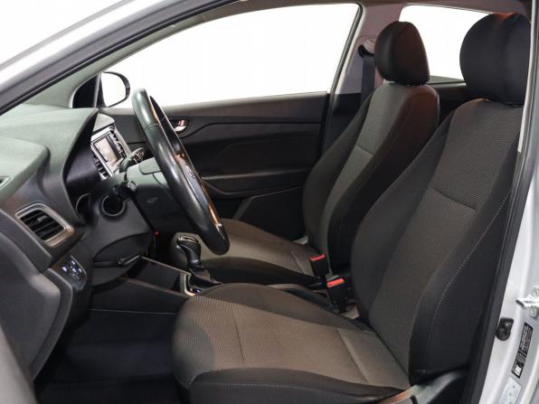 Hyundai Solaris II с пробегом 2019 года, цена 1 379 000 рублей, 102388 км, седан, Автокод Объявления