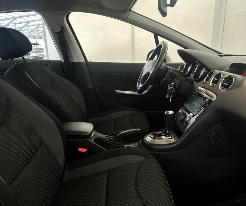 Peugeot 408 I Москва  - изображение 12