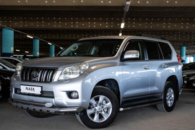 Toyota Land Cruiser Prado 150 Series с пробегом 2010 года, цена 2 550 000 рублей, 246765 км, внедорожник, Автокод Объявления