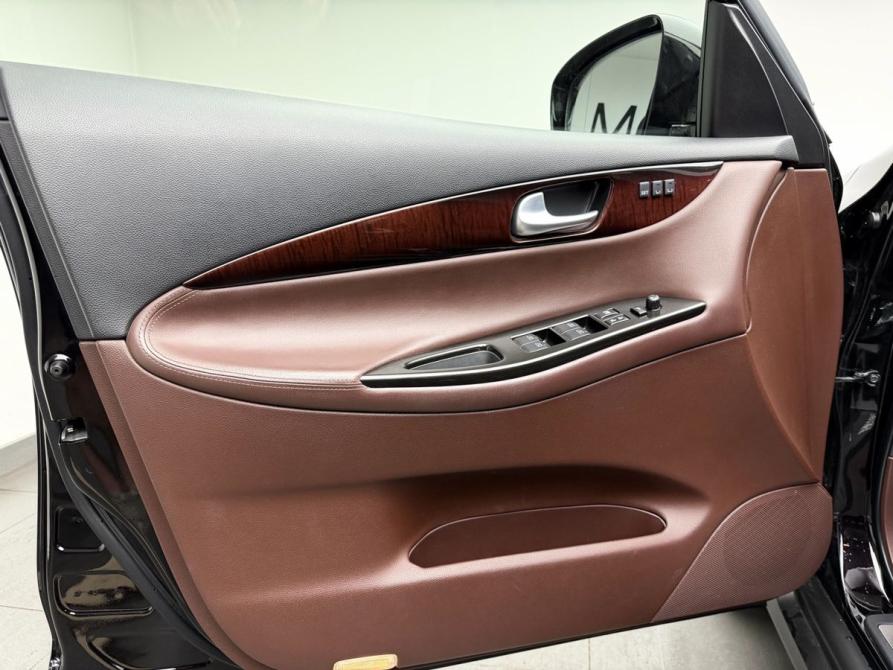 Infiniti QX50 I Москва  - изображение 16